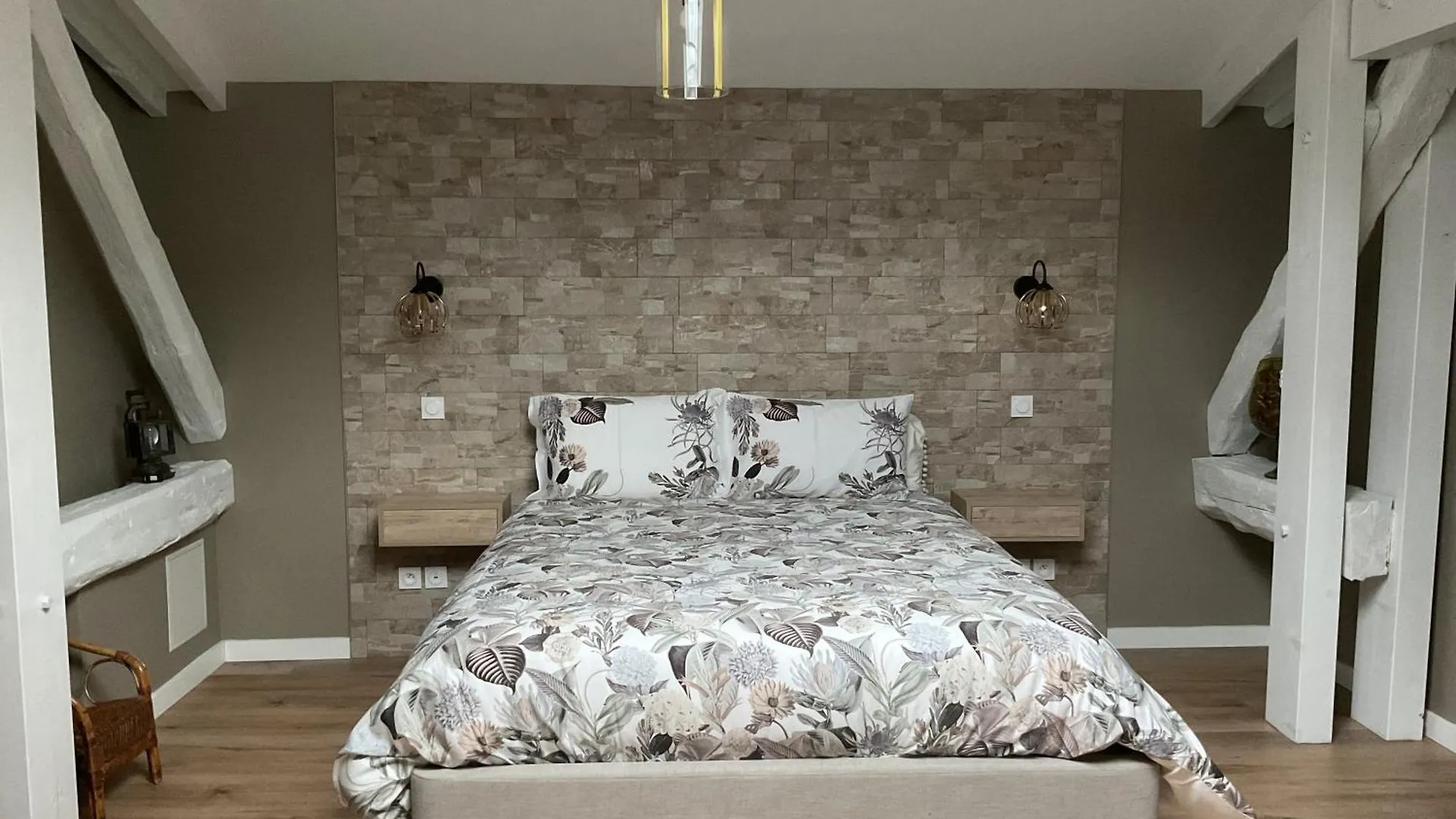 La Mansarde Bed & Breakfast Aix-les-Bains